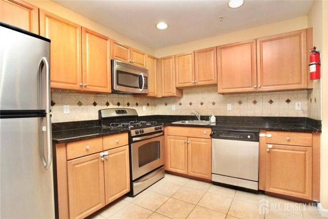 116 Chariot Court, Piscataway, NJ 08854