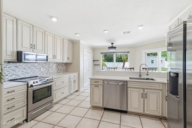 12186 TRAVERTINE Trail, Jacksonville, FL 32223