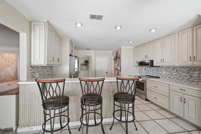 12186 TRAVERTINE Trail, Jacksonville, FL 32223