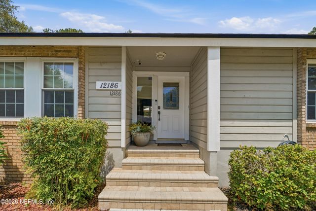 12186 TRAVERTINE Trail, Jacksonville, FL 32223