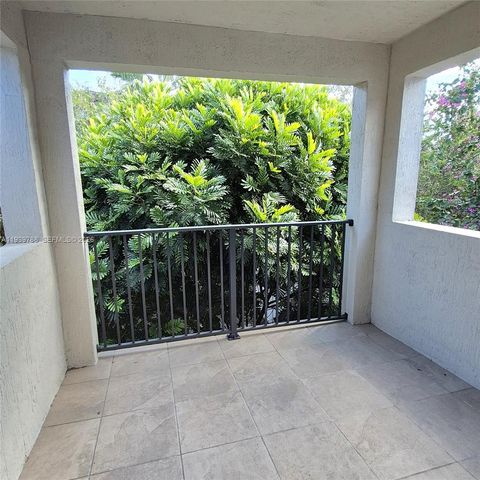 250 NW 33rd Ln, Pompano Beach, FL 33069