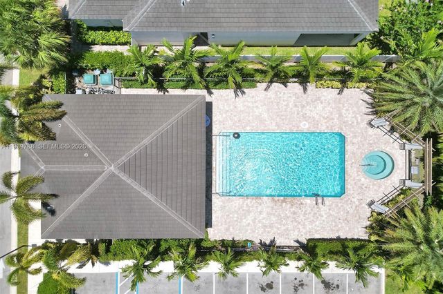 250 NW 33rd Ln, Pompano Beach, FL 33069