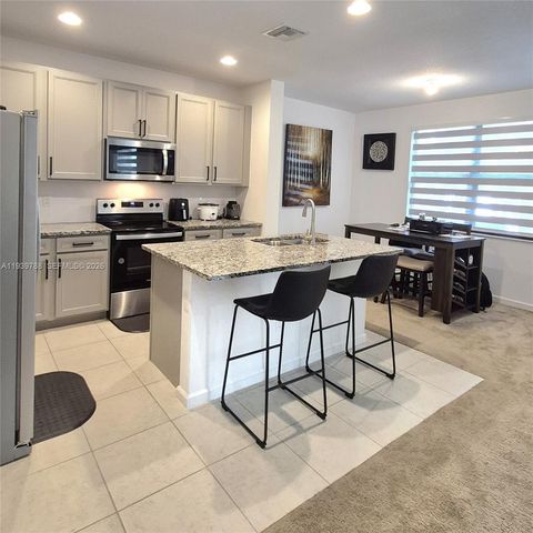 250 NW 33rd Ln, Pompano Beach, FL 33069