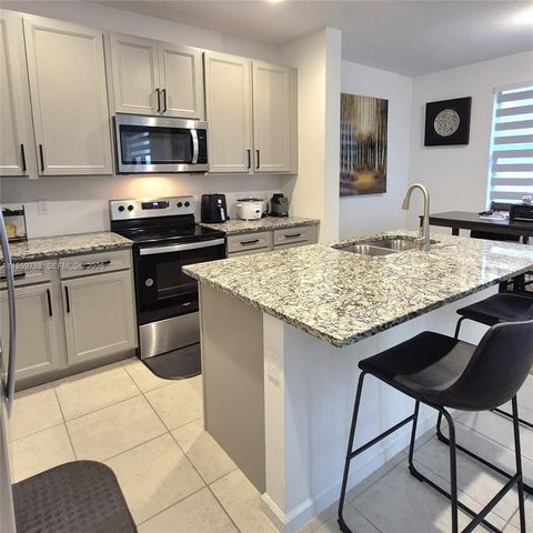 250 NW 33rd Ln, Pompano Beach, FL 33069