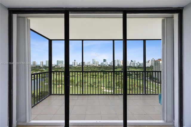 20335 W Country Club Drive 1905, Aventura, FL 33180