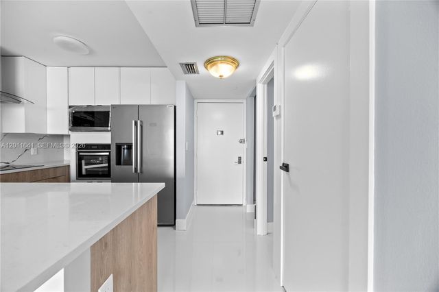 20335 W Country Club Drive 1905, Aventura, FL 33180