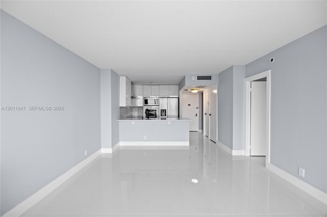 20335 W Country Club Drive 1905, Aventura, FL 33180