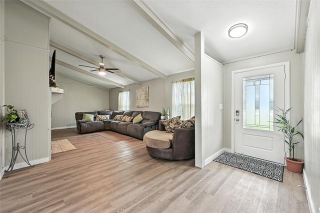 2401 S Hampton Road, Glenn Heights, TX 75154
