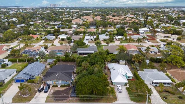63 9th ST, Bonita Springs, FL 34134