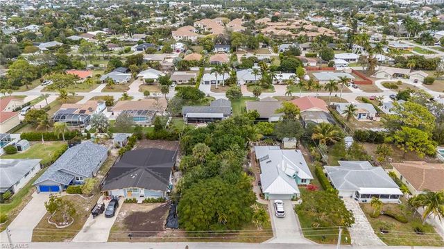 63 9th ST, Bonita Springs, FL 34134