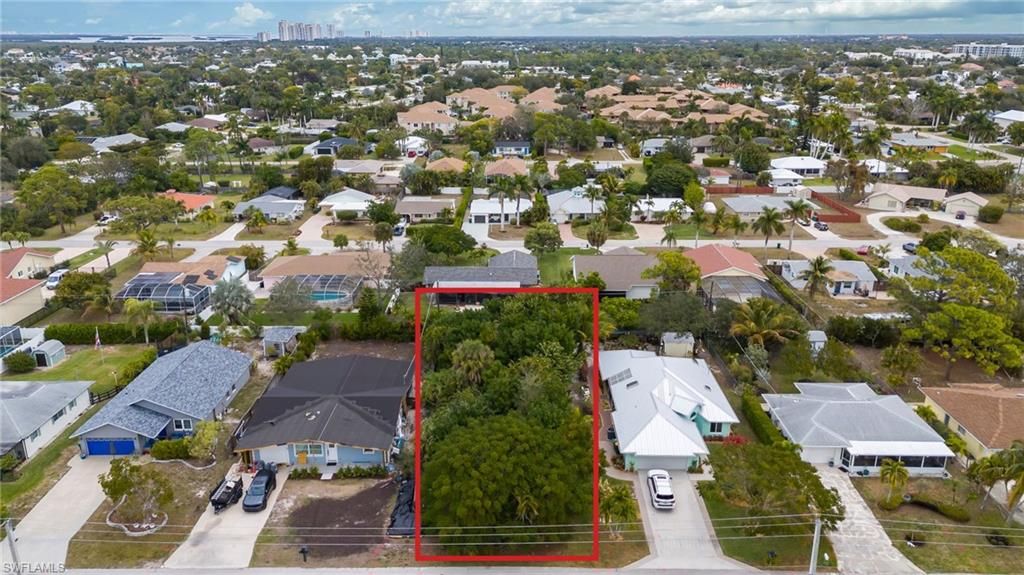 63 9th ST, Bonita Springs, FL 34134