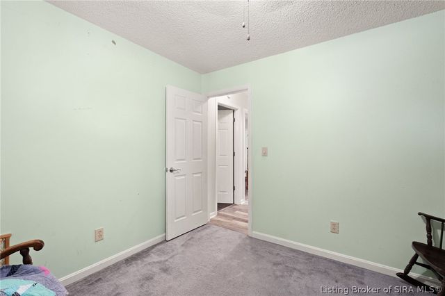 3018 Pebble Brook, Jeffersonville, IN 47130
