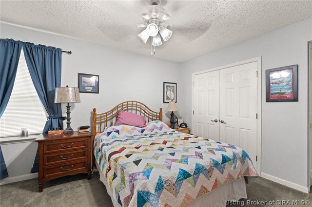 3018 Pebble Brook, Jeffersonville, IN 47130
