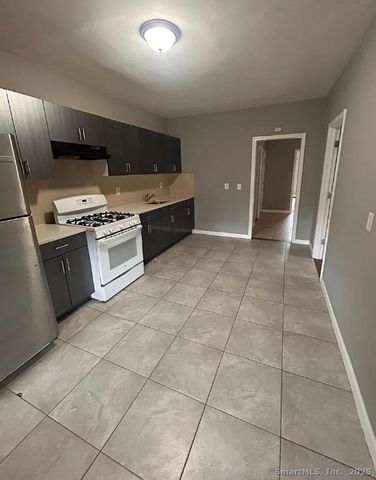 40 Lawrence Street 3n, Hartford, CT 06106