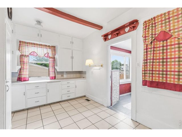 1122 5th St, Greeley, CO 80631