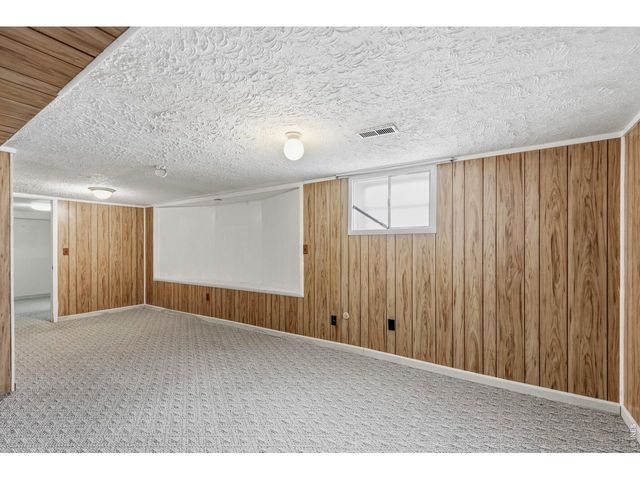 1122 5th St, Greeley, CO 80631
