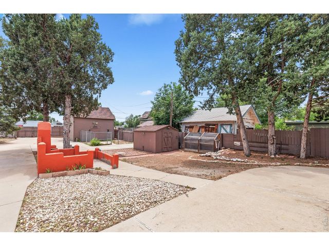 1122 5th St, Greeley, CO 80631