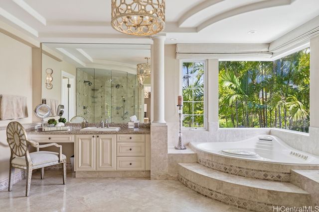917 Iiwi Street, Honolulu, HI 96816