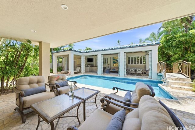 917 Iiwi Street, Honolulu, HI 96816