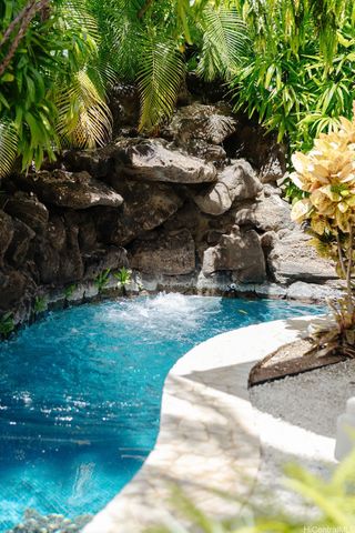 917 Iiwi Street, Honolulu, HI 96816