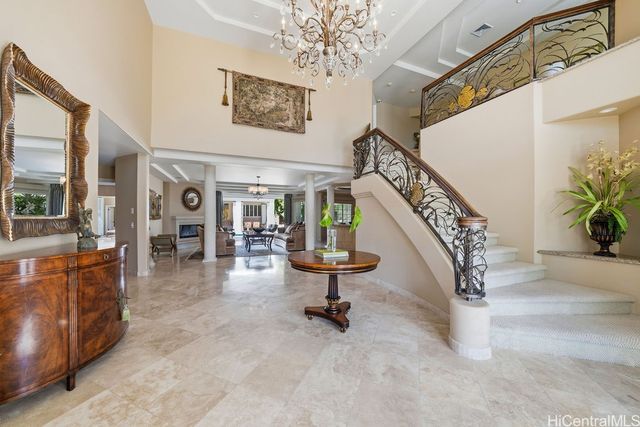 917 Iiwi Street, Honolulu, HI 96816