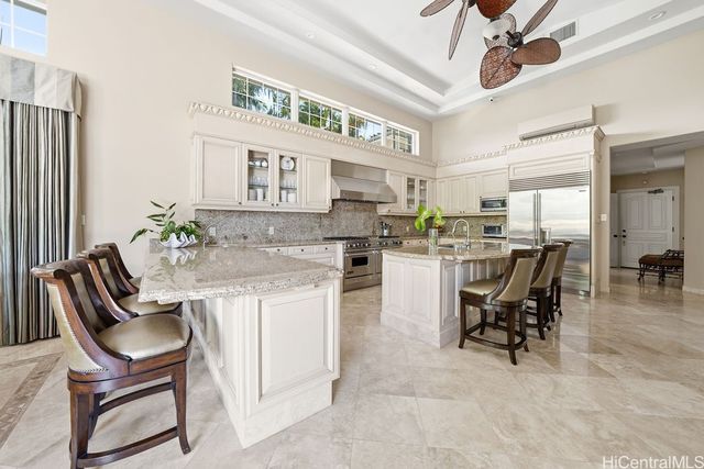 917 Iiwi Street, Honolulu, HI 96816