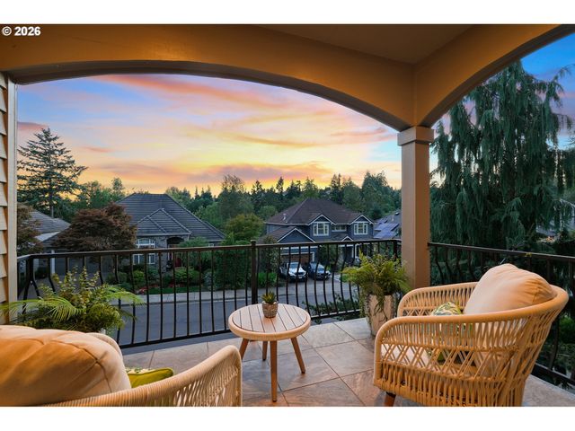 3675 LANDIS St, West Linn, OR 97068