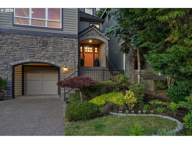 3675 LANDIS St, West Linn, OR 97068