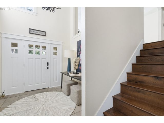 3675 LANDIS St, West Linn, OR 97068