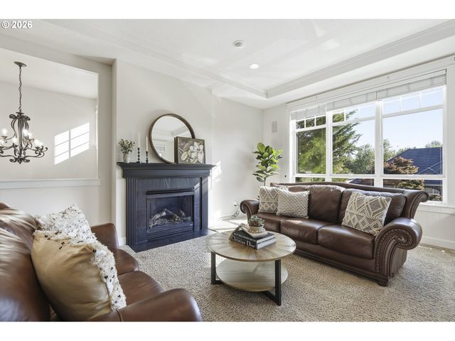 3675 LANDIS St, West Linn, OR 97068