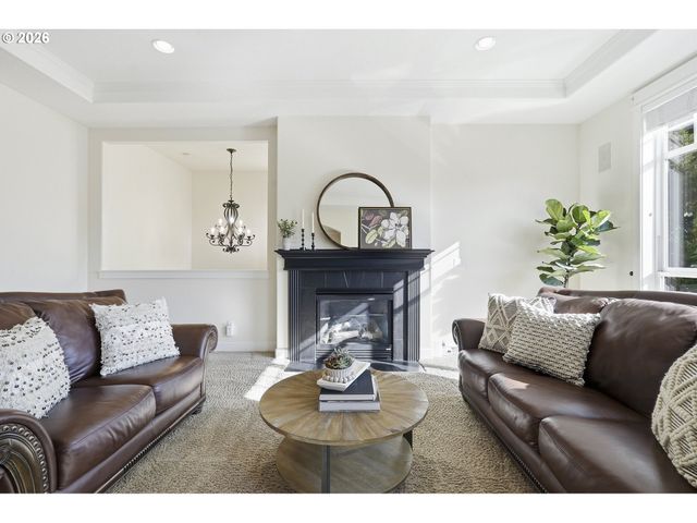 3675 LANDIS St, West Linn, OR 97068