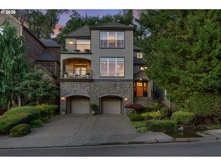 3675 LANDIS St, West Linn, OR 97068