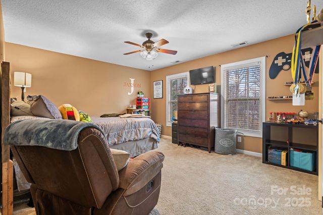 107 Maplewood Court, Hudson, NC 28638