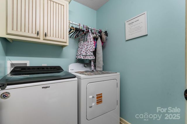 107 Maplewood Court, Hudson, NC 28638