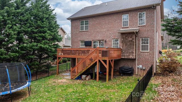 107 Maplewood Court, Hudson, NC 28638