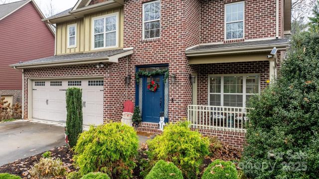 107 Maplewood Court, Hudson, NC 28638