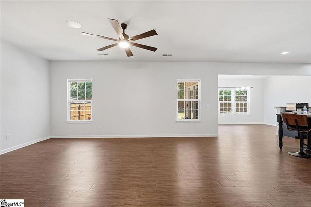 712 Tuckborough Street, Greer, SC 29651