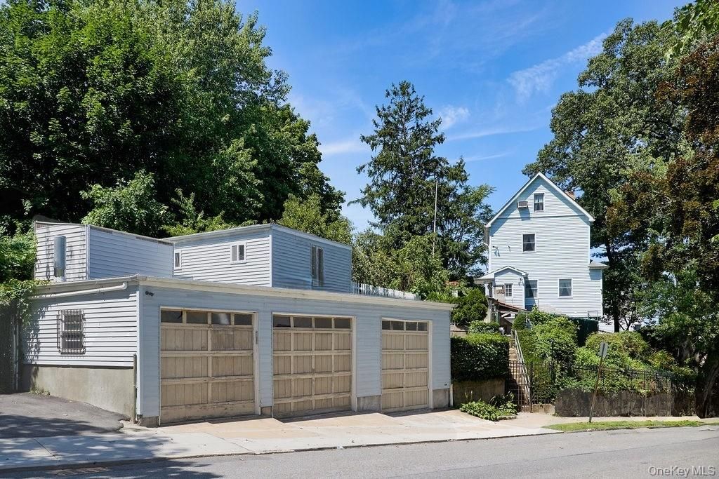 404 Prescott Street, Yonkers, NY 10701 — exterior