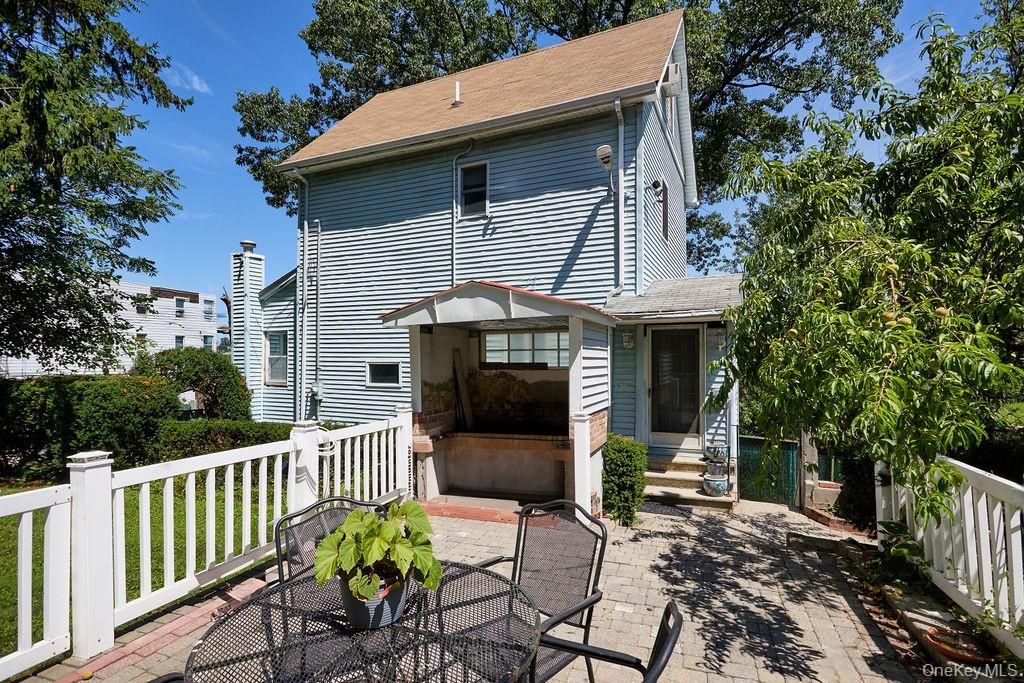 404 Prescott Street, Yonkers, NY 10701 — photo 3