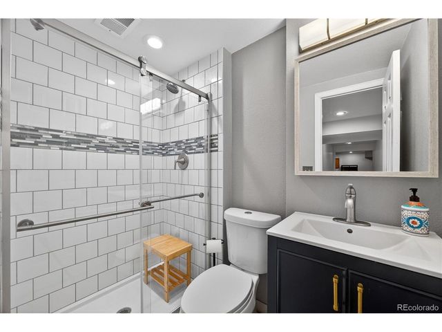 8195 S Newport Way, Centennial, CO 80112