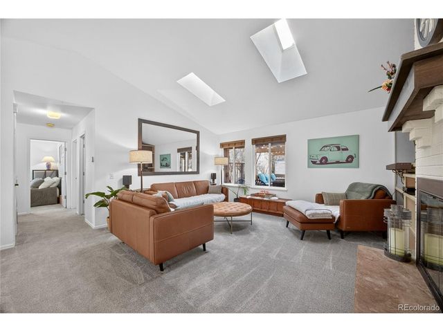 8195 S Newport Way, Centennial, CO 80112