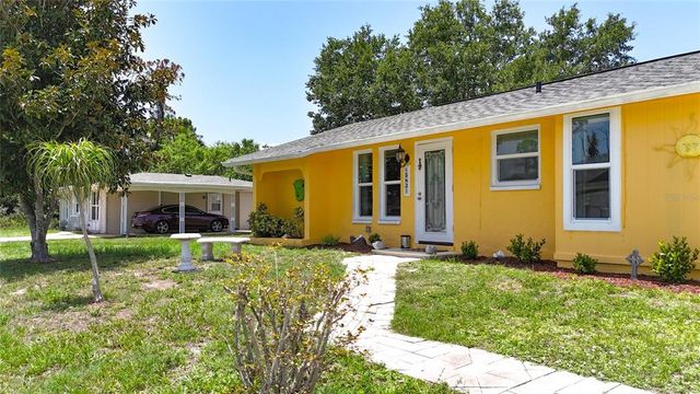 582 RIDGEWOOD STREET NW, Port Charlotte, FL 33952