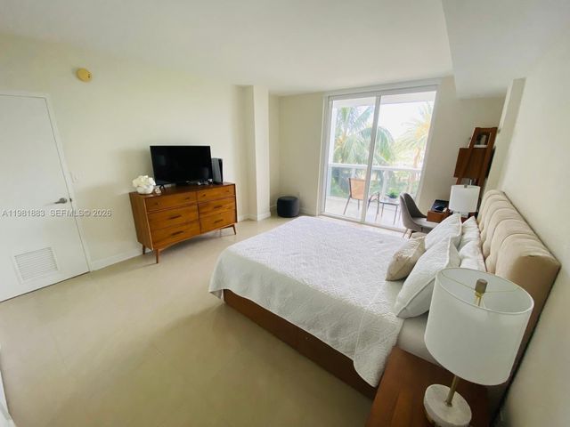 10275 E Collins Ave 324, Bal Harbour, FL 33154