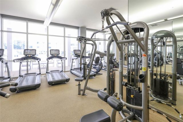 10275 E Collins Ave 324, Bal Harbour, FL 33154