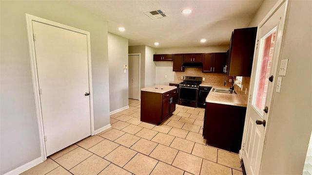 19503 Narcissus Brook Lane, Cypress, TX 77433