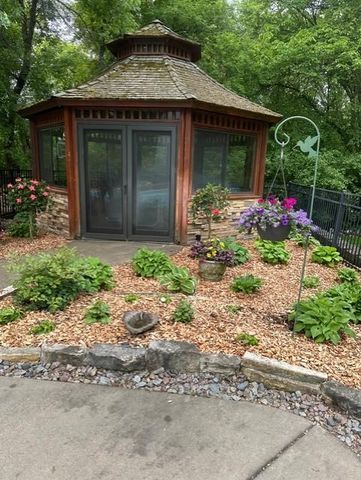 6054 174th Avenue NW, Anoka, MN 55303