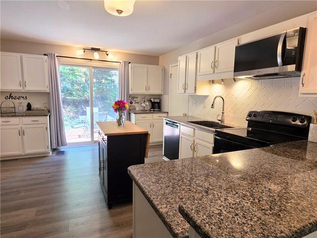 4737 Old Lyme Court, Peachtree Corners, GA 30096