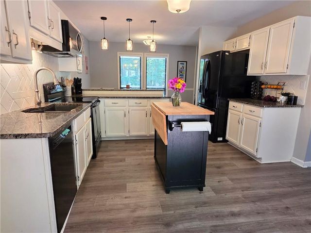 4737 Old Lyme Court, Peachtree Corners, GA 30096