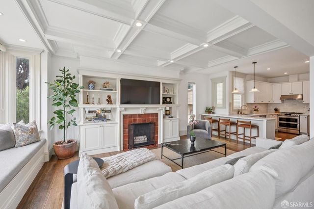 487 Belvedere Street, San Francisco, CA 94117