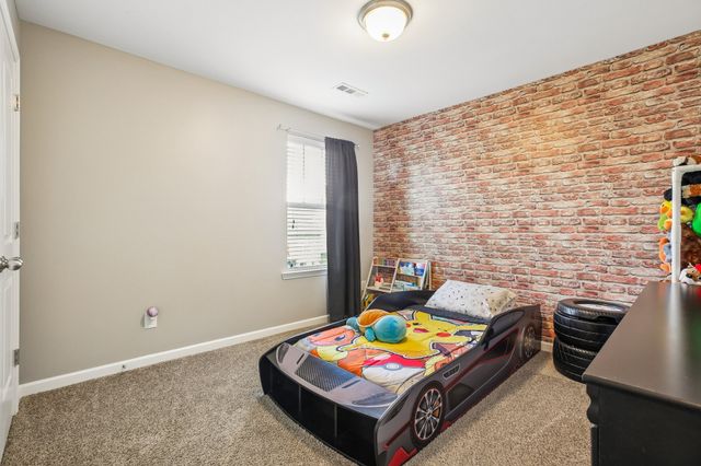 1031 Harper Dean Way, Gallatin, TN 37066